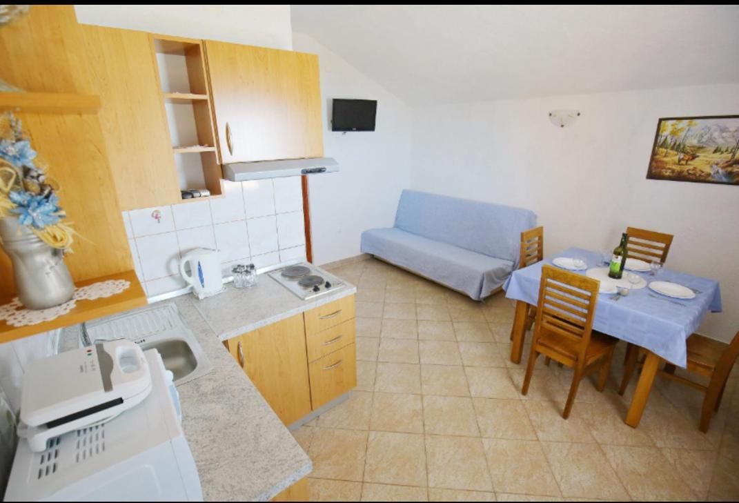 Apartmani Mirjana Tribanj-Kruscica Exteriör bild