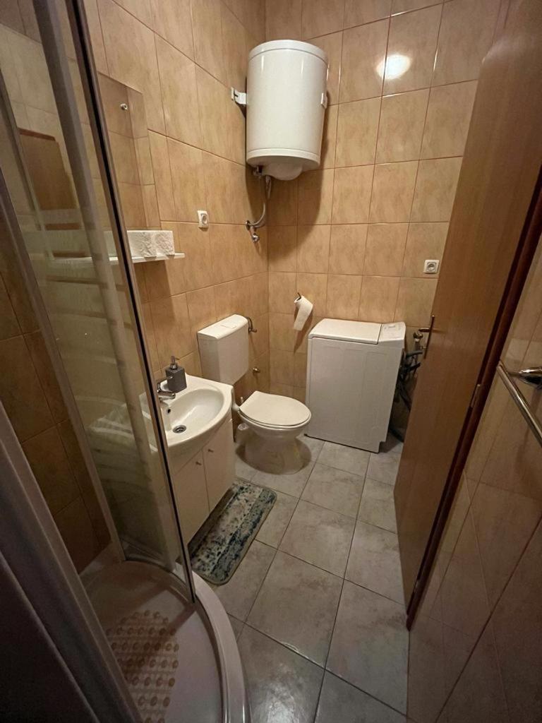 Apartmani Mirjana Tribanj-Kruscica Exteriör bild